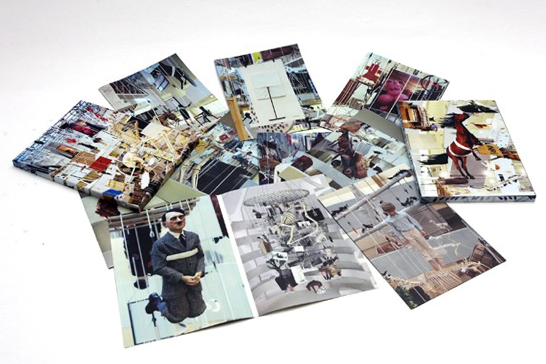 shopmauriziohasleft-48